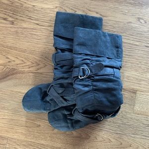 ZEN-68 Dark Grey Boots - Size Women's 6